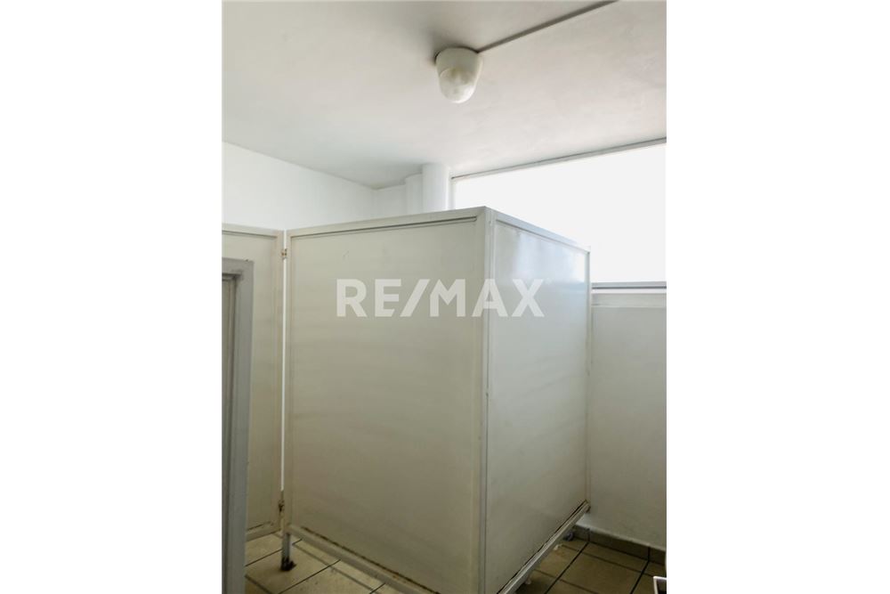 Commercial - Office Block - Toluca, Mexico - Mexico - 18 - 1001021005-19