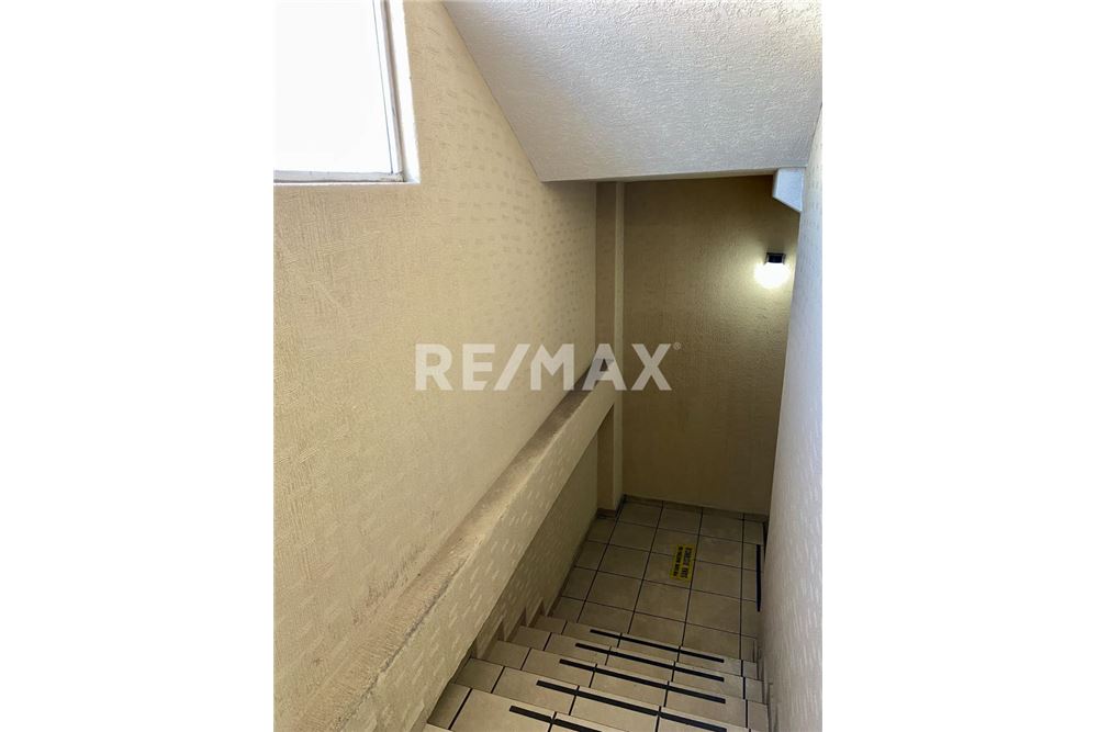 Commercial - Office Block - Toluca, Mexico - Mexico - 12 - 1001021005-19