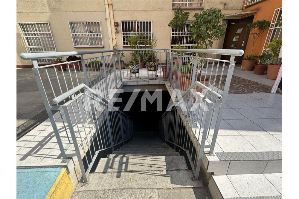 Residential - Apartment with roof - Ciudad de México, Mexico - Mexico - 25 - 1001028024-229
