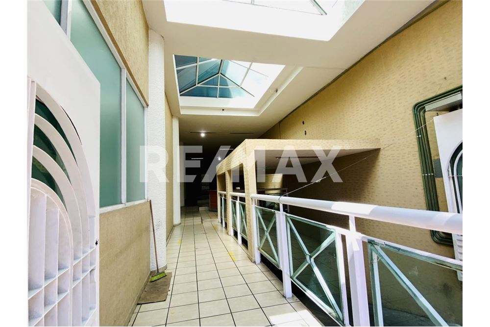 Commercial - Office Block - Toluca, Mexico - Mexico - 2 - 1001021005-19