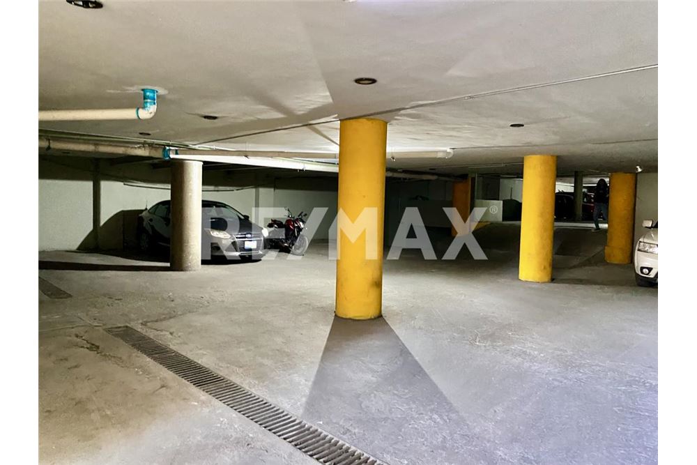 Commercial - Office - Toluca, Mexico - Mexico - 19 - 1001021005-25