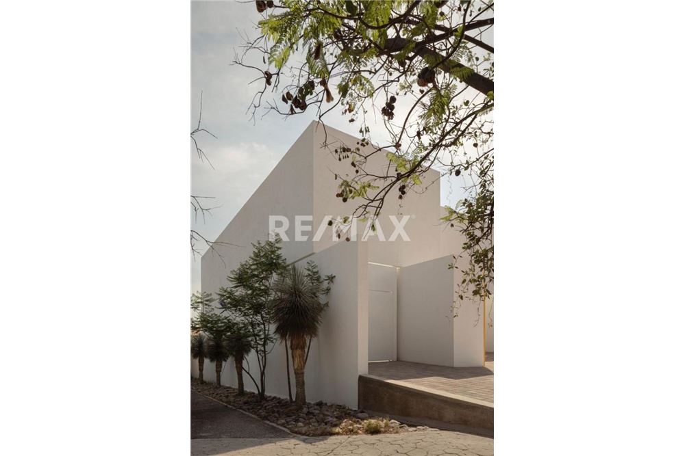 Commercial - Office - Querétaro, Mexico - Mexico - 6 - 1001065097-260