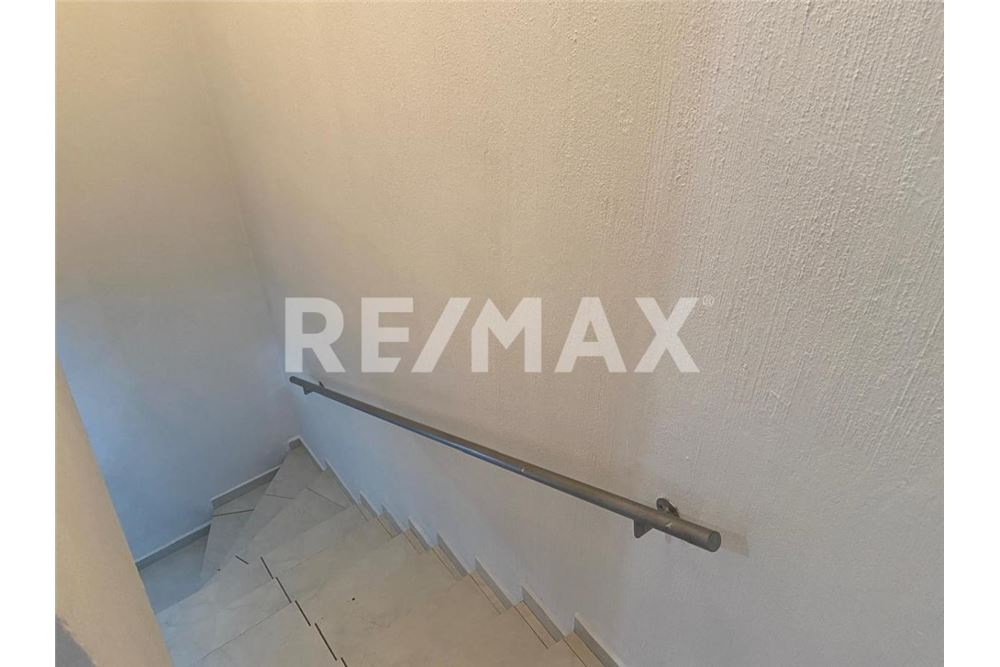 Residential - House - Querétaro, Mexico - Mexico - 23 - 1001065286-13