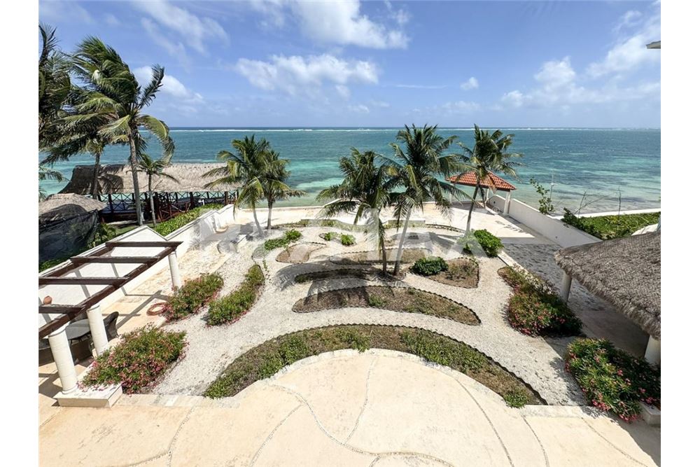 Residential - House - José María Morelos, Mexico - Mexico - 76 - 1001040001-1394