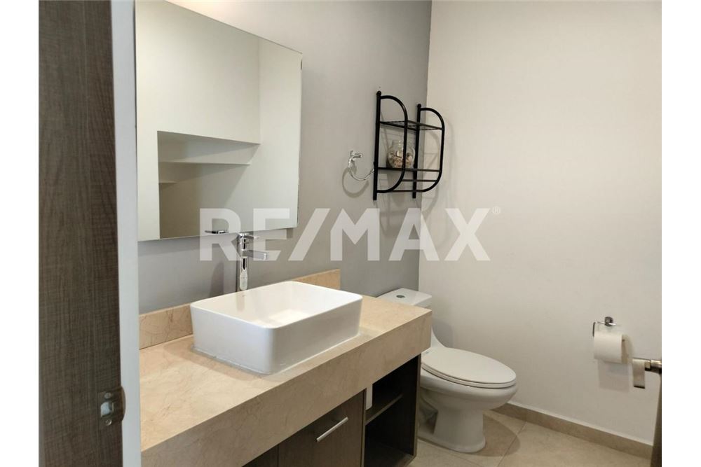 Prédio Habitacional - Casa - Querétaro, México - Mexico - 6 - 1001065046-404