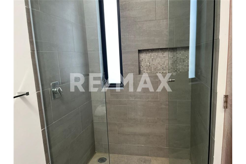 Residential - House - El Marques, Mexico - Mexico - 27 - 1001065218-90