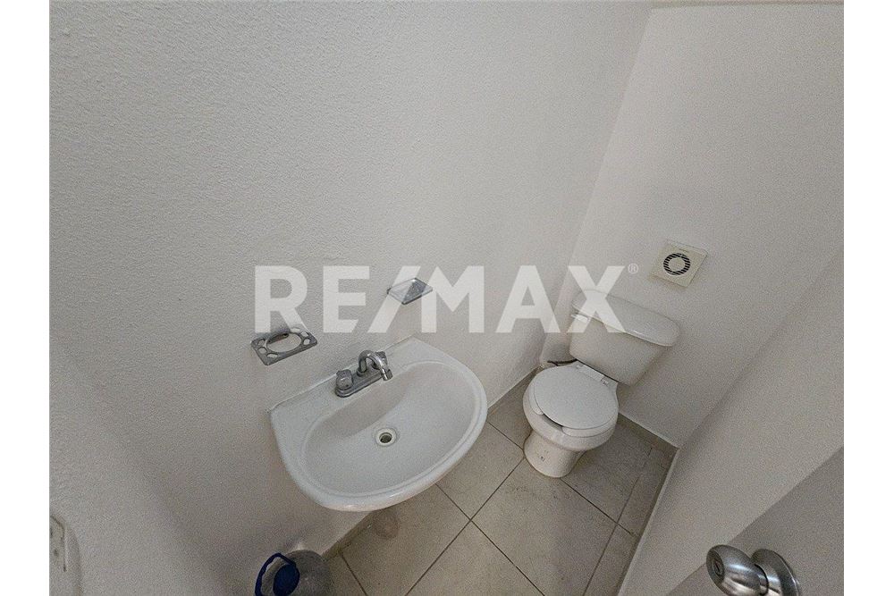 Residential - House - El Marques, Mexico - Mexico - 11 - 1001065017-88