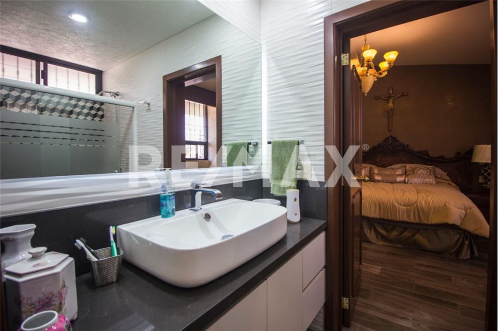 באזור מגורים - בית פרטי - Tlajomulco De Zúñiga, מקסיקו - Mexico - 25 - 1001002017-138