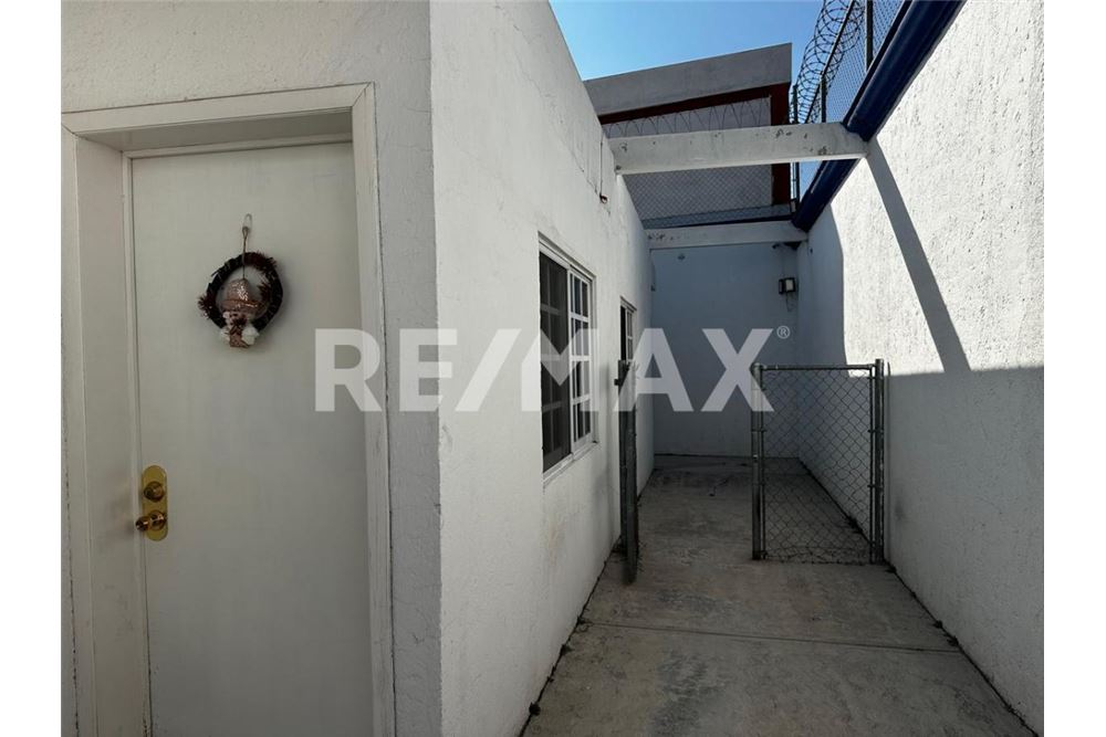 Residential - House - El Pueblito, Mexico - Mexico - 33 - 1001065272-14