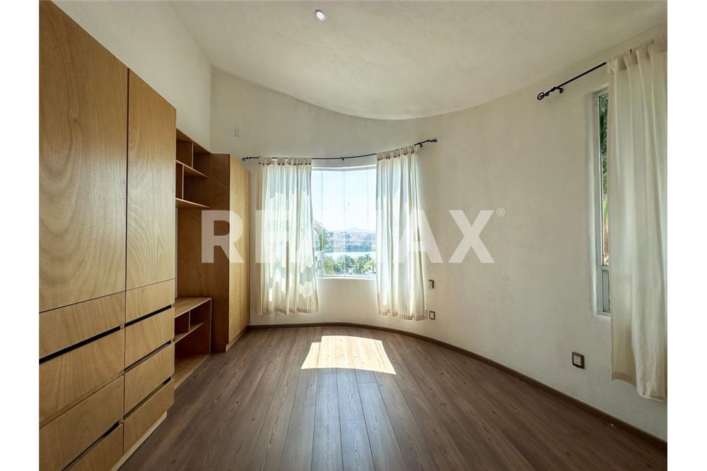 Residential - House - Querétaro, Mexico - Mexico - 33 - 1001065289-1