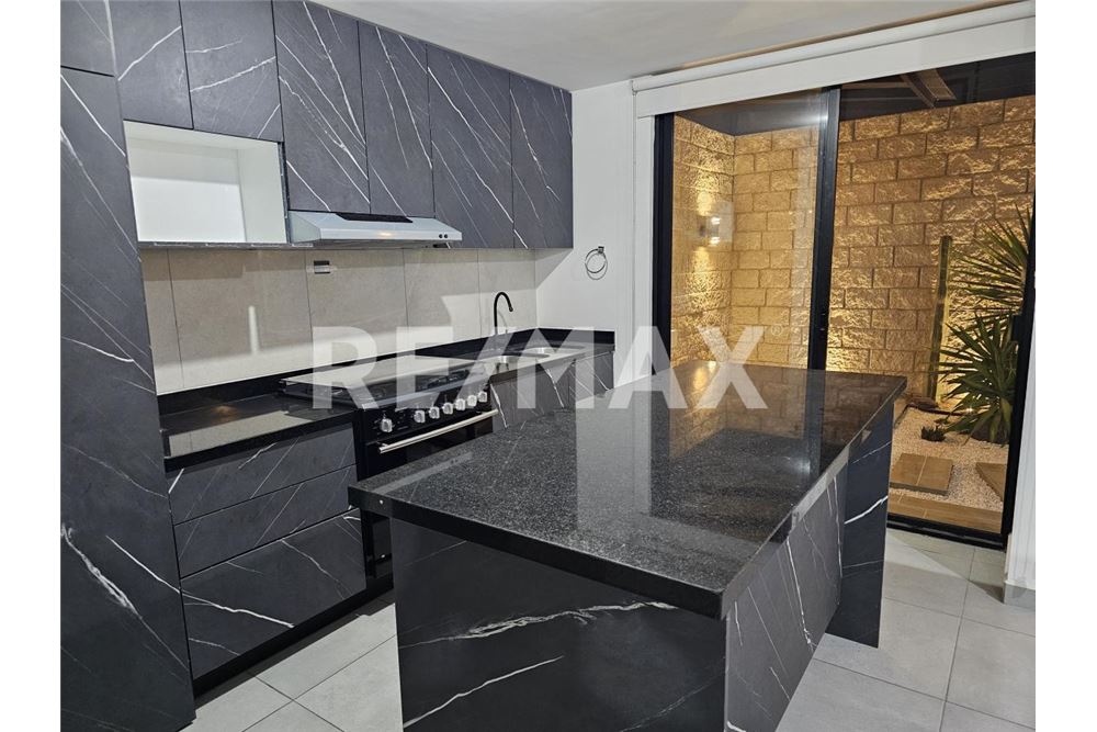 Residential - House - El Marques, Mexico - Mexico - 10 - 1001065017-86