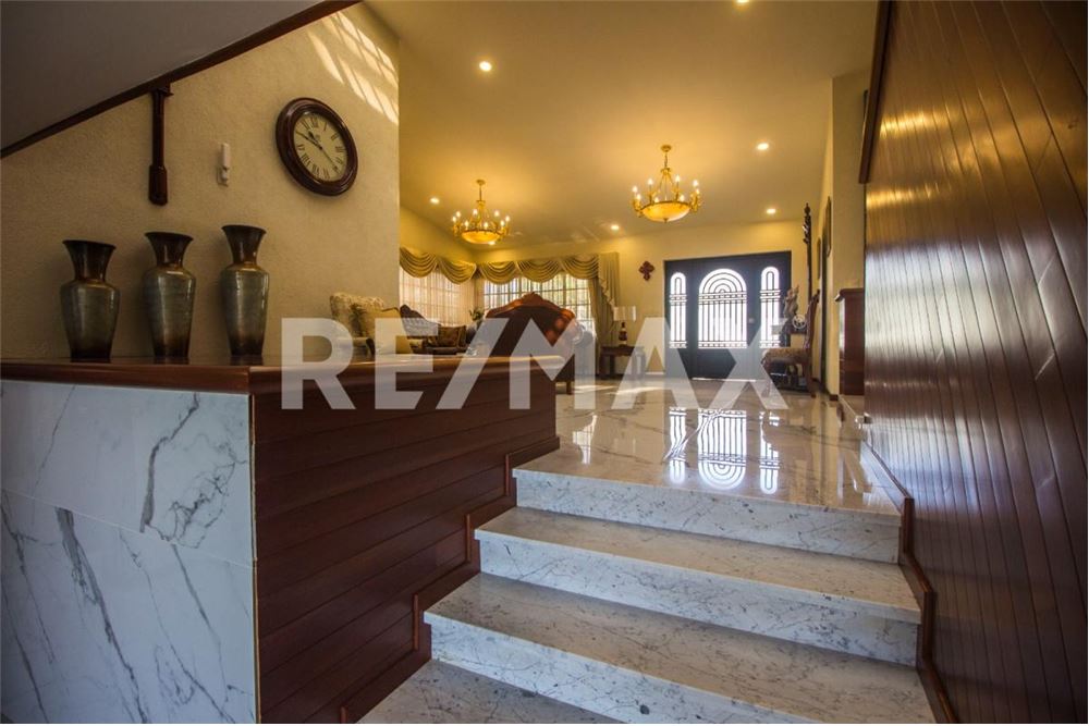 באזור מגורים - בית פרטי - Tlajomulco De Zúñiga, מקסיקו - Mexico - 6 - 1001002017-138