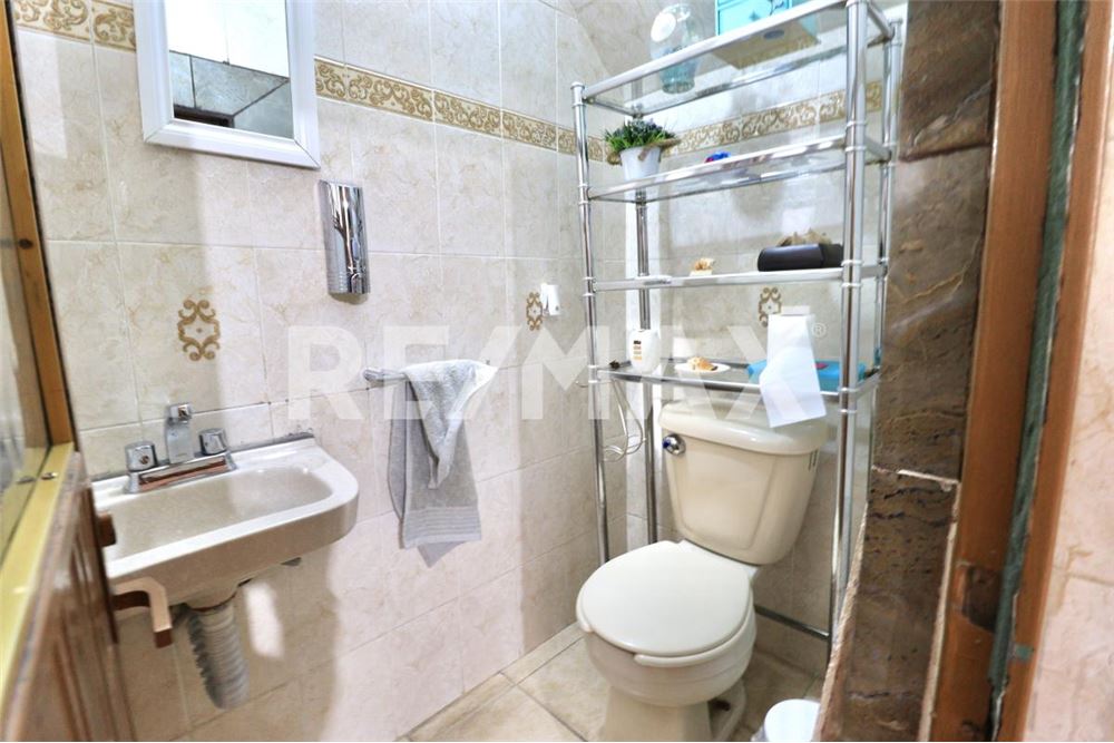 Residential - House - Nezahualcoyotl, Mexico - Mexico - 22 - 1001028002-550