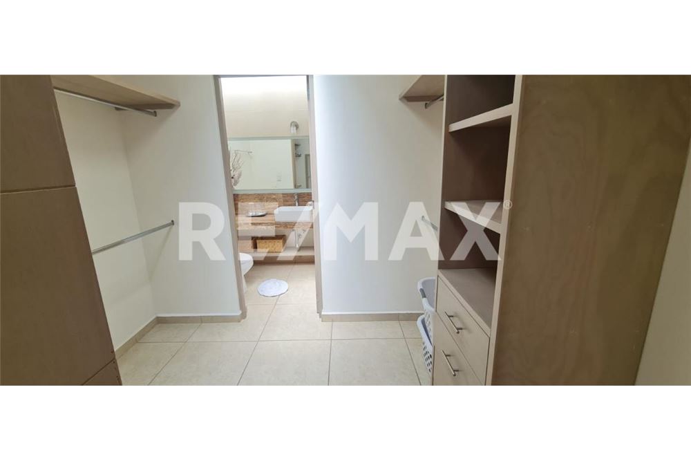 Residencial - Casa - Querétaro, México - Mexico - 17 - 1001065163-145