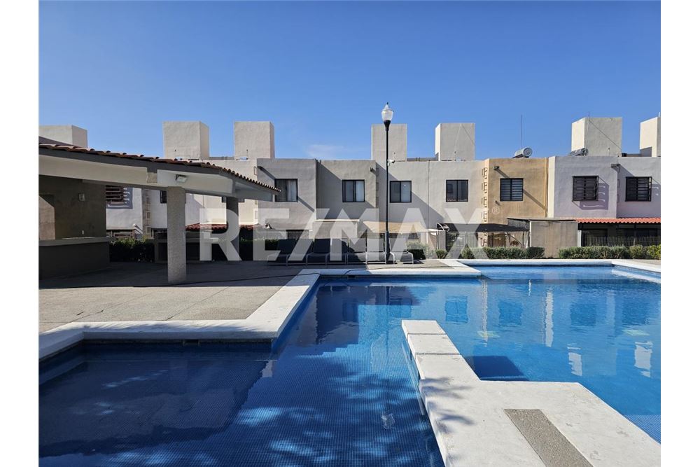 Residential - House - Querétaro, Mexico - Mexico - 2 - 1001065017-91