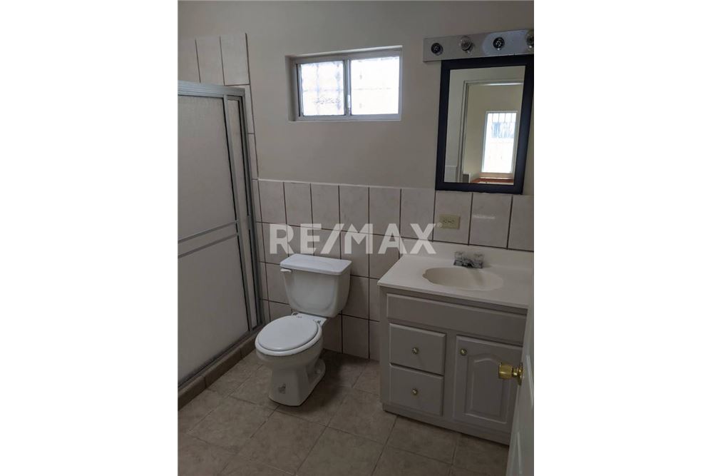 Residential - Rumah Terpisah - Ensenada, Mexico - Mexico - 26 - 1001093001-274