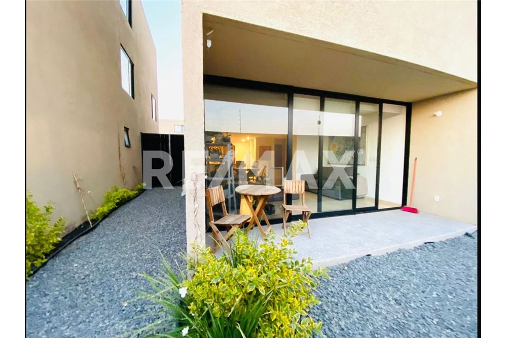 Prédio Habitacional - Casa - El Marques, México - Mexico - 16 - 1001065218-89