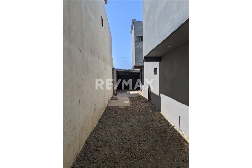 Residential - Rumah Terpisah - Ensenada, Mexico - Mexico - 14 - 1001093001-274