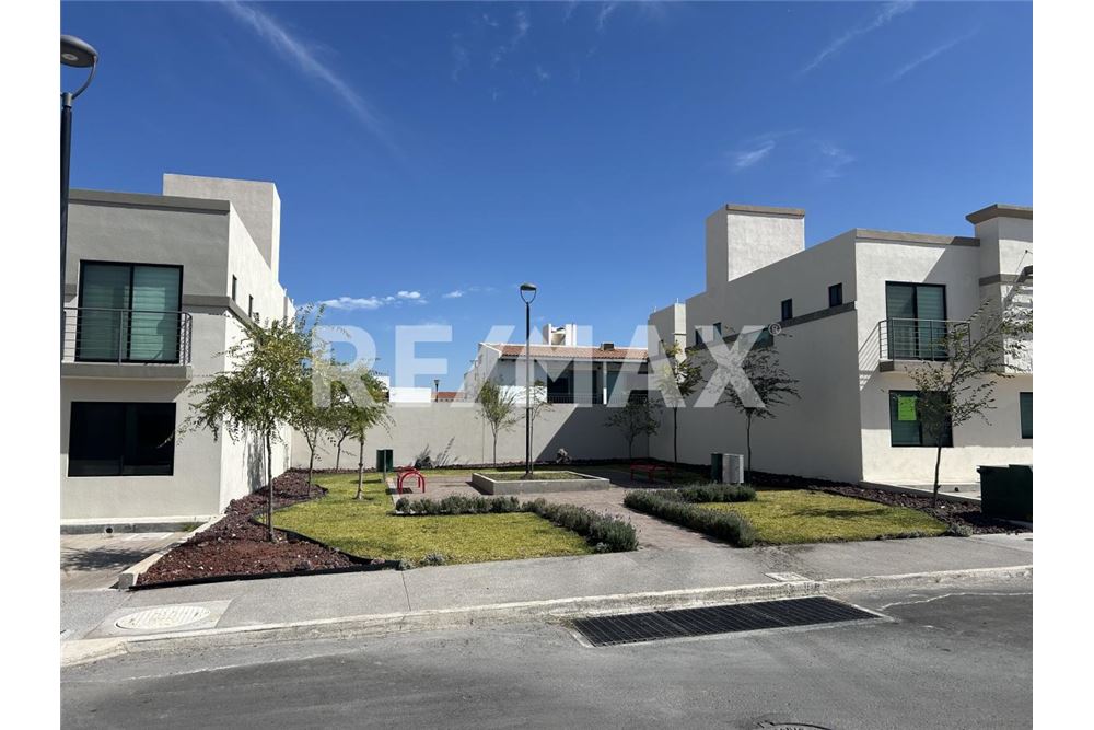 Prédio Habitacional - Apartamento com Sotão - Querétaro, México - Mexico - 19 - 1001065199-87