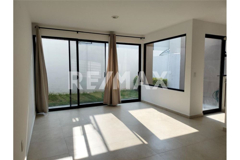 Prédio Habitacional - Casa - Querétaro, México - Mexico - 14 - 1001065046-404