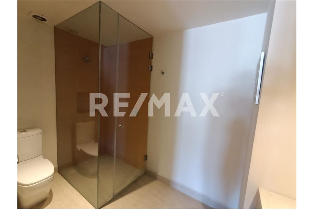 Residencial - Apartamento con terraza - Querétaro, México - Mexico - 9 - 1001065104-670