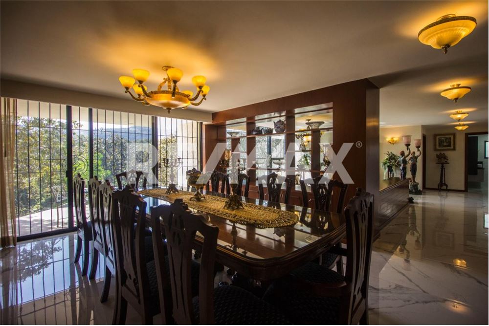 באזור מגורים - בית פרטי - Tlajomulco De Zúñiga, מקסיקו - Mexico - 11 - 1001002017-138