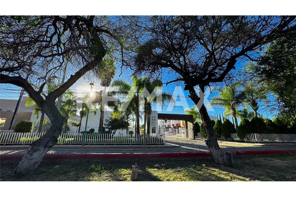 住宅 - 房子 - El Pueblito, 墨西哥 - Mexico - 26 - 1001065047-154