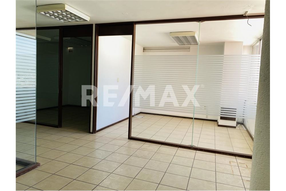 Commercial - Office Block - Toluca, Mexico - Mexico - 41 - 1001021005-19