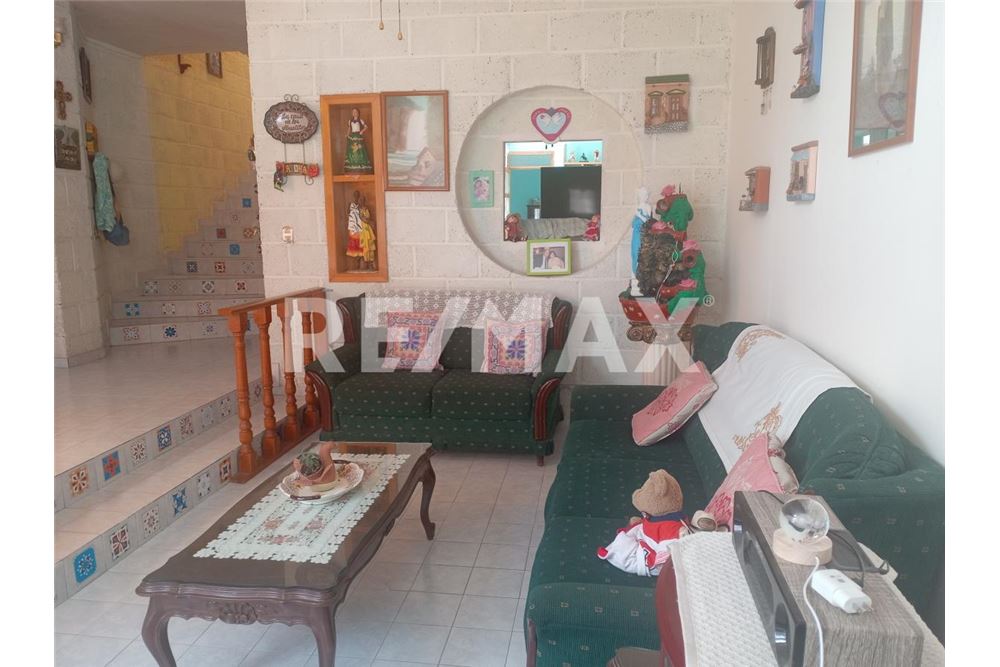 Prédio Habitacional - Casa - El Pueblito, México - Mexico - 9 - 1001065263-13