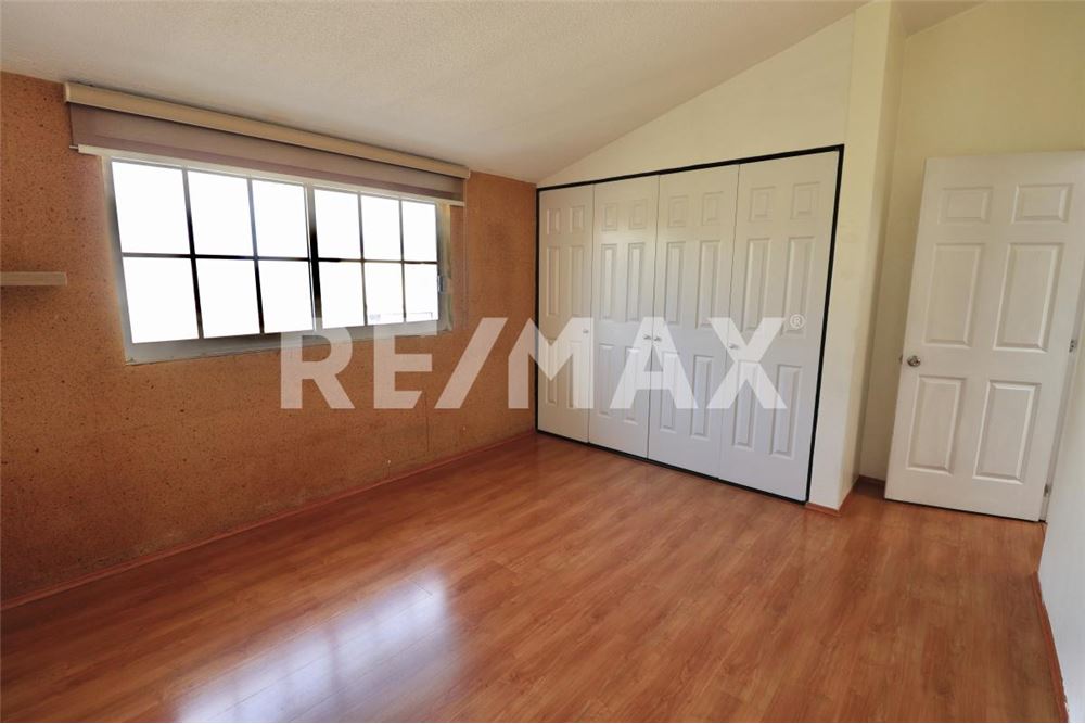 Residential - House - Naucalpan de Juárez, Mexico - Mexico - 17 - 1001028002-552