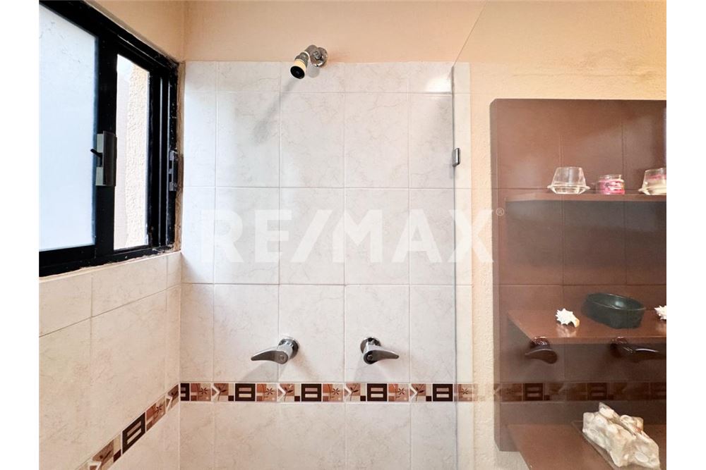 Residential - House - Puerto Aventuras, Mexico - Mexico - 26 - 1001040046-1