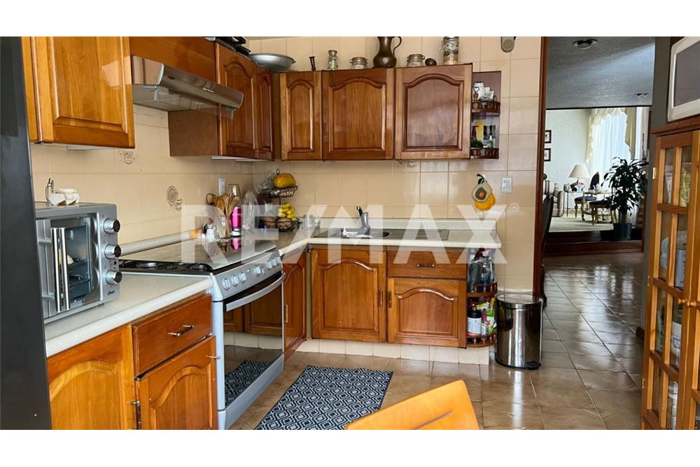 Residential - House - Naucalpan de Juárez, Mexico - Mexico - 7 - 1001028002-547