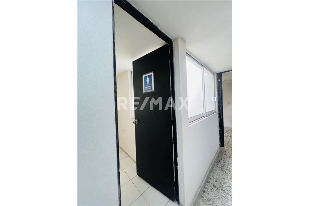 Commercial - Office Block - Toluca, Mexico - Mexico - 14 - 1001021005-14