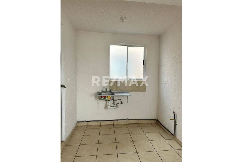 Residential - Apartment with roof - Otzolotepec, Mexico - Mexico - 3 - 1001021001-716