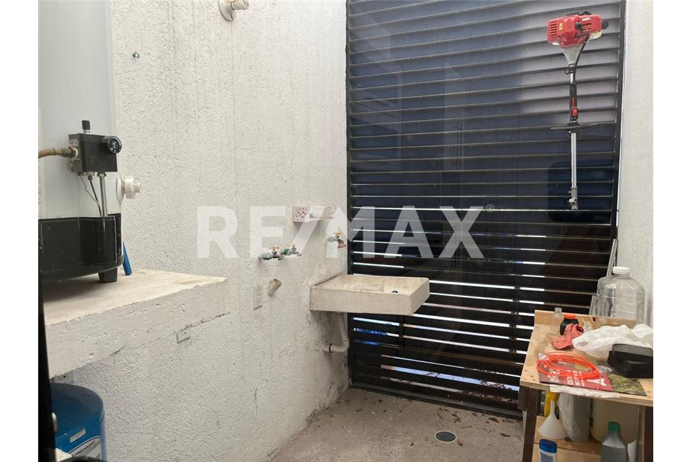 Residential - House - El Marques, Mexico - Mexico - 7 - 1001065218-90