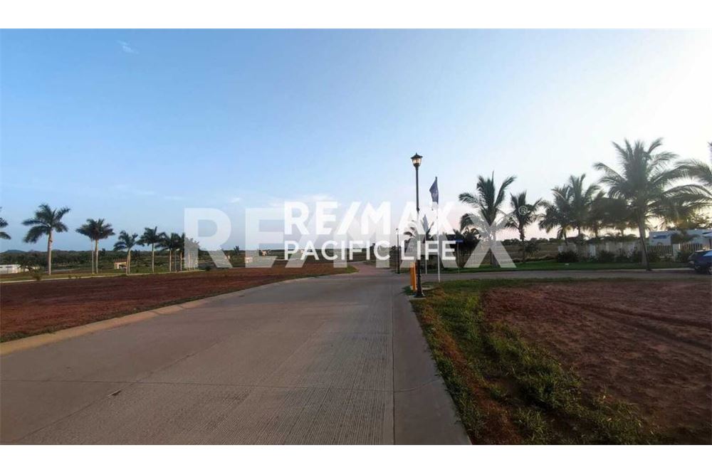 Prédio Habitacional - Plot of Land for Allotment - Mazatlán, México - Mexico - 16 - 1001145011-145