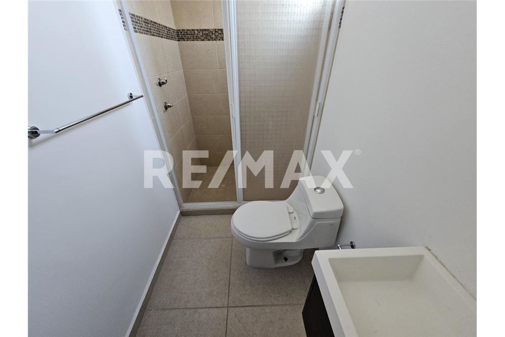 Residential - House - Querétaro, Mexico - Mexico - 22 - 1001065017-91