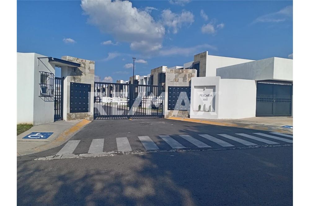 Residential - Apartment with roof - Querétaro, Mexico - Mexico - 1 - 1001065263-14