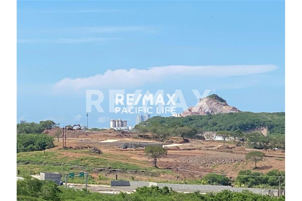 Prédio Habitacional - Plot of Land for Allotment - Mazatlán, México - Mexico - 2 - 1001009012-11