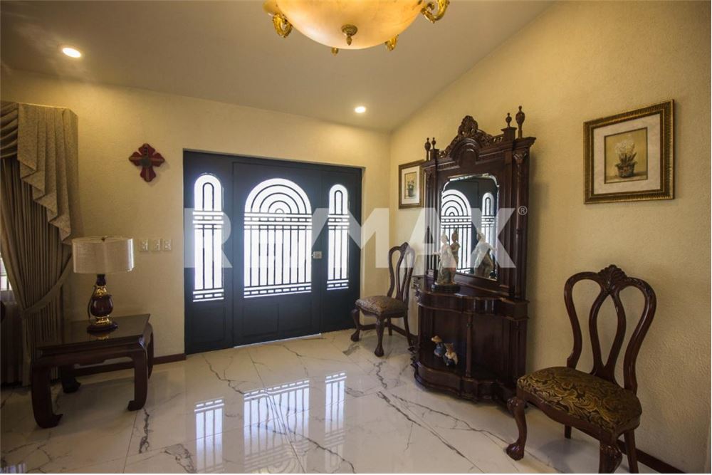 באזור מגורים - בית פרטי - Tlajomulco De Zúñiga, מקסיקו - Mexico - 4 - 1001002017-138