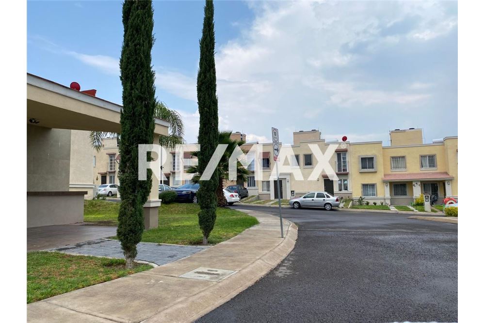 Residential - Kondo/ Apartemen - Querétaro, Mexico - Mexico - 2 - 1001108050-424