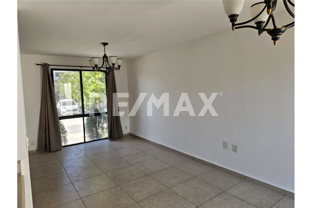 Residential - House - Querétaro, Mexico - Mexico - 10 - 1001065017-91