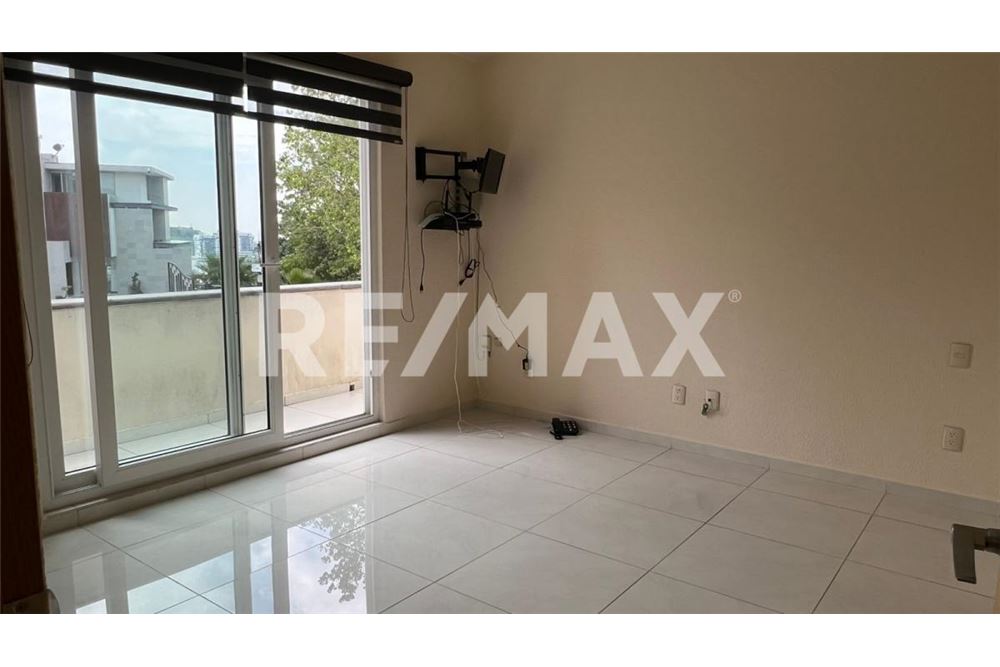 Residential - Condo/Apartment - Atizapán De Zaragoza, Mexico - Mexico - 25 - 1001028002-545