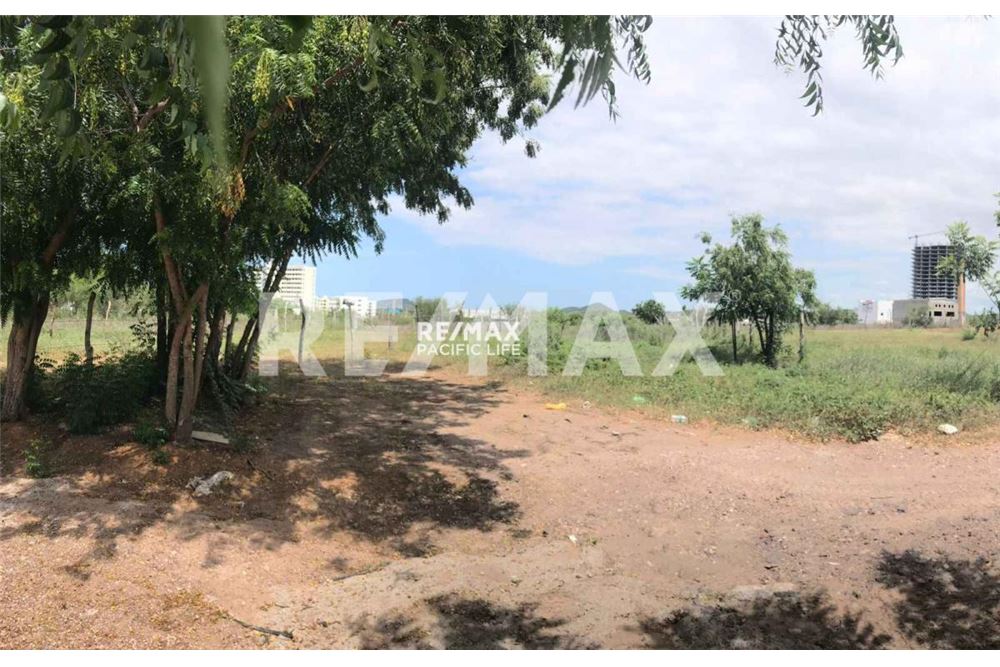 Residencial - Parcela de tierra para inversión - Mazatlán, México - Mexico - 3 - 1001145062-5
