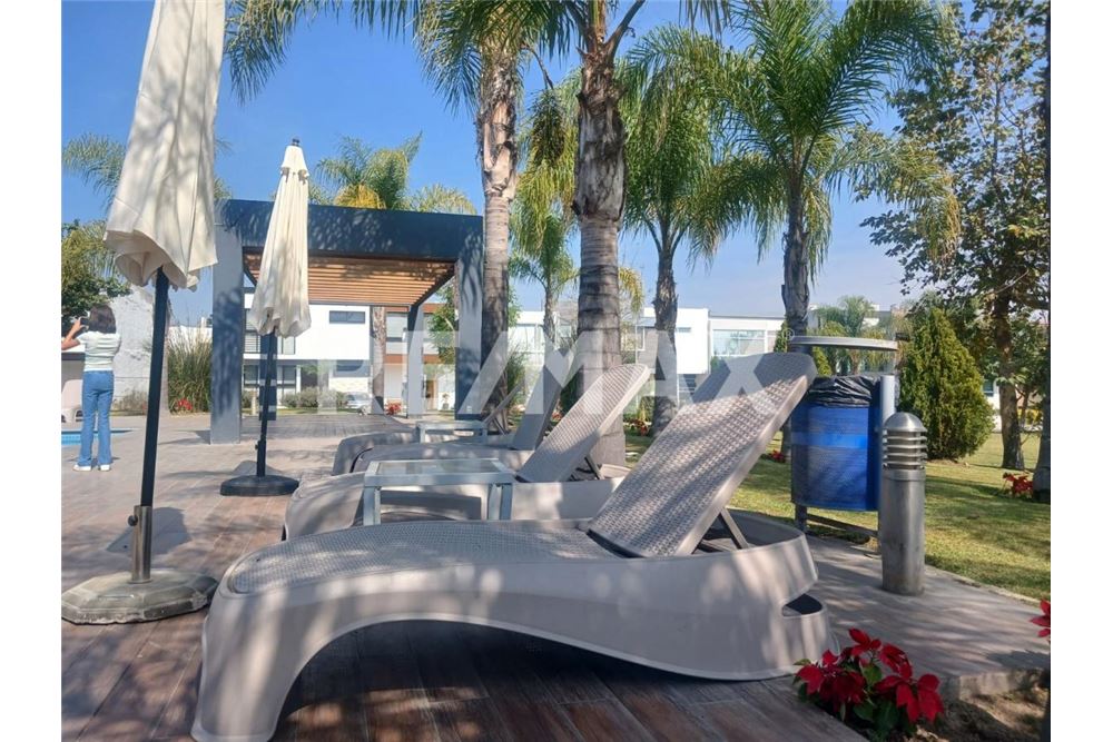 Residential - House - Tlajomulco De Zúñiga, Mexico - Mexico - 5 - 1001183067-10