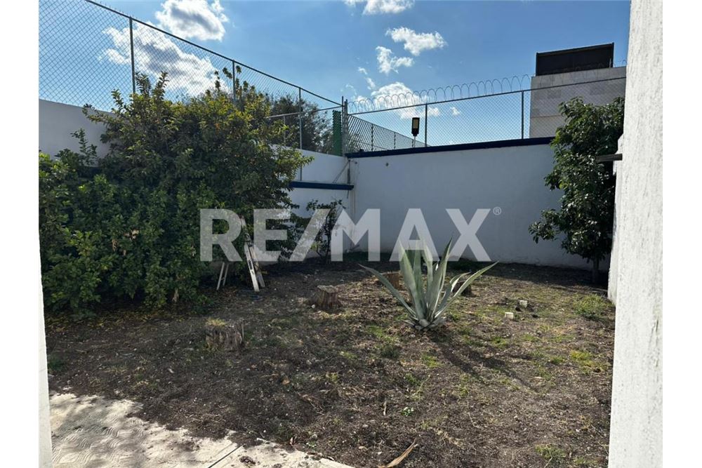 Residential - House - El Pueblito, Mexico - Mexico - 29 - 1001065272-14