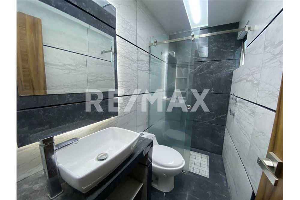 Residential - Apartment with roof - Guadalajara, Mexico - Mexico - 11 - 1001183003-82