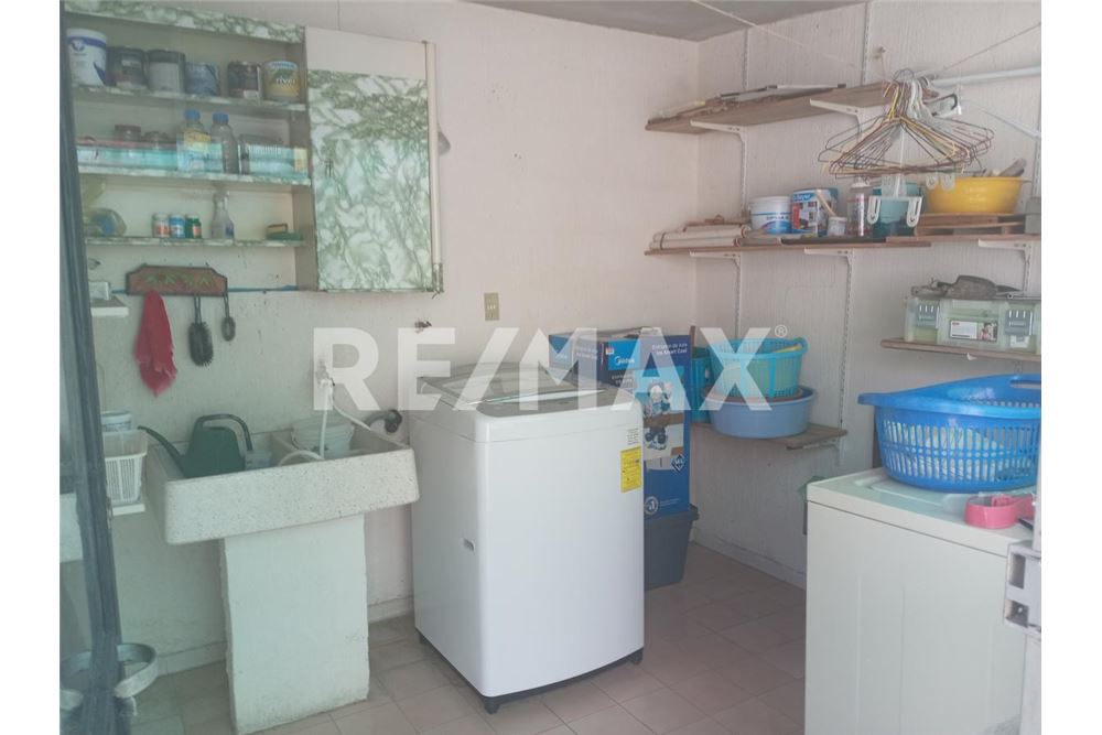 Prédio Habitacional - Casa - El Pueblito, México - Mexico - 27 - 1001065263-13