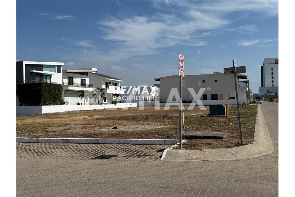Residencial - Parcela de tierra para inversión - Mazatlán, México - Mexico - 6 - 1001145021-12