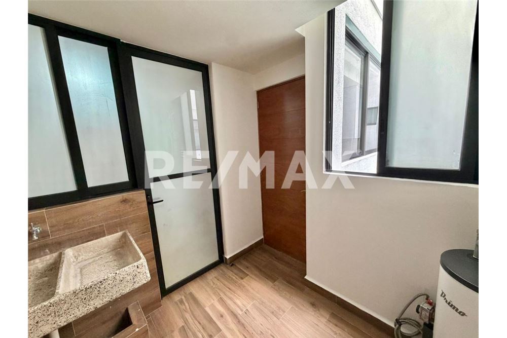 Residencial - Apartamento con terraza - Ciudad de México, México - Mexico - 20 - 1001028001-211